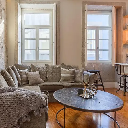 Elegant 2br Duplex In Center By Lovelystay Oporto