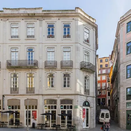 Elegant 2br Duplex In Center By Lovelystay *