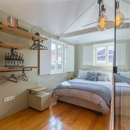 Elegant 2br Duplex In Center By Lovelystay *